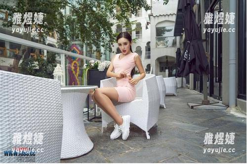 AISS爱丝(钻石版) - 原图驾到！陈雅漫的透明效果让我觉得我自己也在变透明…
