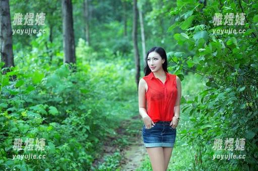 TuiGirl推女郎-冯雨芝 TuiGirl推女郎 - 冯雨芝的短裙作品,难道是为了考验我的专注力吗?