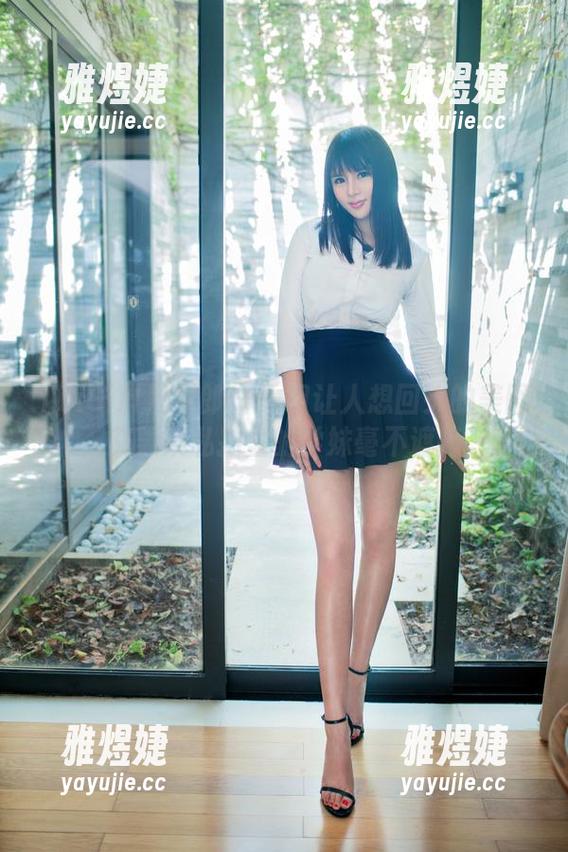 TuiGirl推女郎 - 一组让人想回头的美图，艾栗栗私拍里的学妹毫不遮掩。