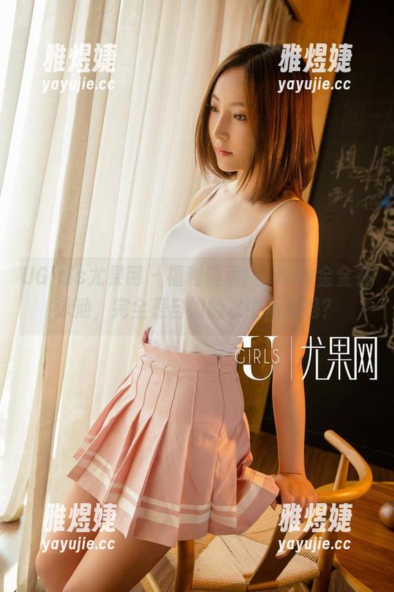 UGirls尤果网-Abby金金 UGirls尤果网 - 福利满满!Abby金金在泳池,完全是自如的水中精灵吗?