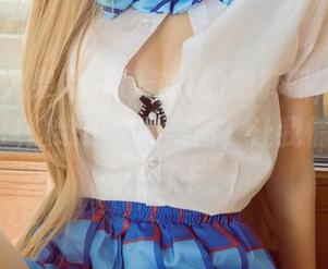 UGirls尤果网 - 凌希儿的短裤照，绝了！这简直是壁纸级别的美图，让我情不自禁想去打卡。