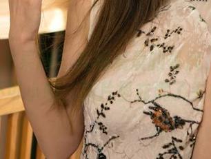 UGirls尤果网 - 在杨晨晨的私房，妹妹果然不可小觑，图片里充满了生机。