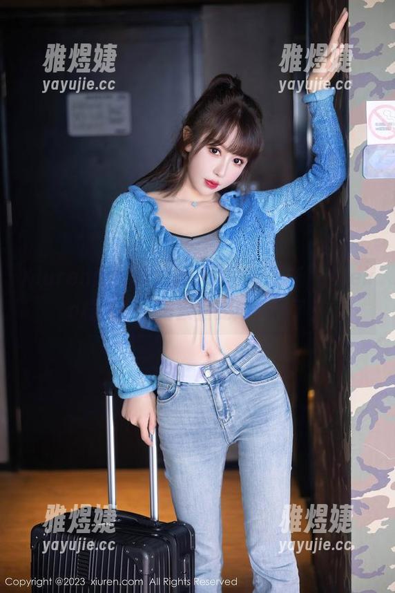 Xiuren秀人网 - 新一轮美图更新，Mieko林美惠子把教室变成画展了！