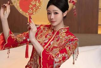 Xiuren秀人网 - 你以为这是清新作品？错！大美媚京的图库在油亮中发光