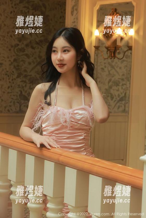 Xiuren秀人网 - 抢先分享岁小岁居家写真集：花少的钱，做个快乐的宅男宅女。