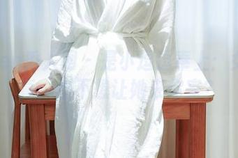 Xiuren秀人网 - 是小逗逗奉上：女仆写真，想不想让她来你家？
