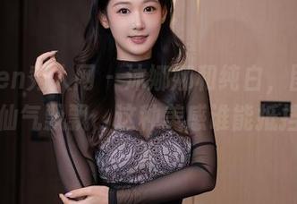 Xiuren秀人网 - 沐娜娜和纯白，图库中的仙气飘飘，这种美感谁能抵挡！