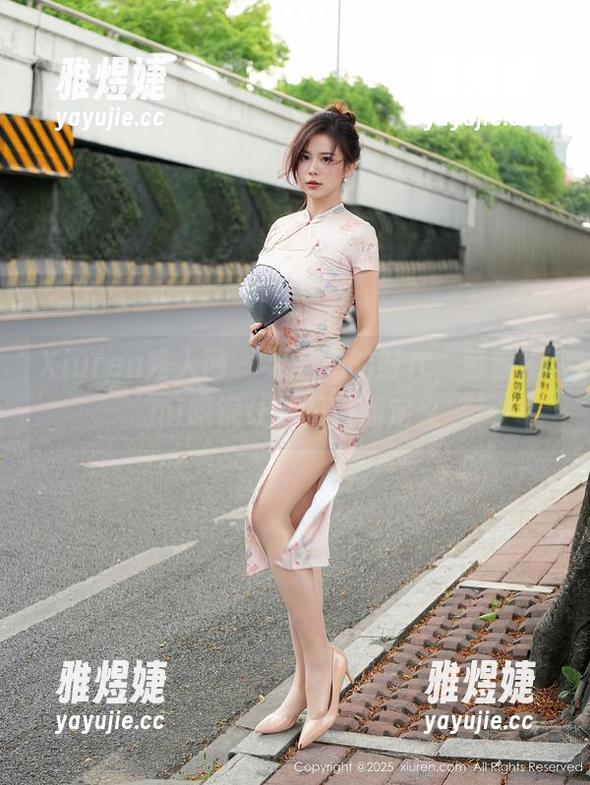 Xiuren秀人网 - 无圣光的时代，茜茜Kimi眼镜让美图重新定义