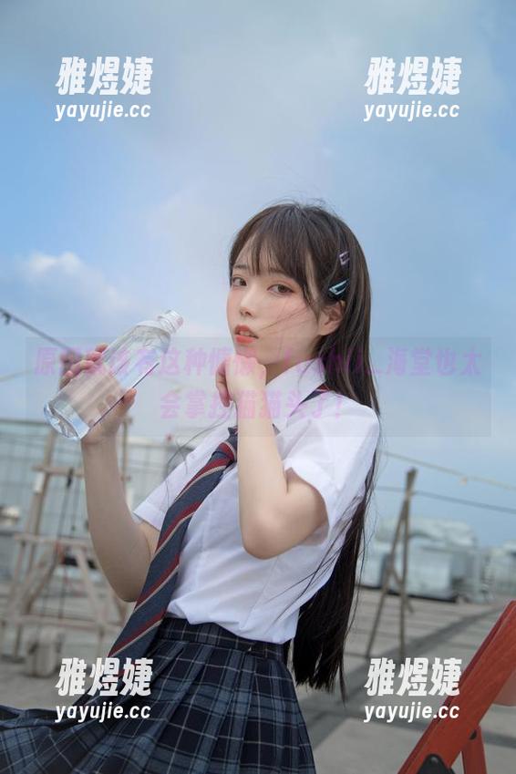 原图就该有这种慵懒，fushii_海堂也太会掌控猫猫头了！