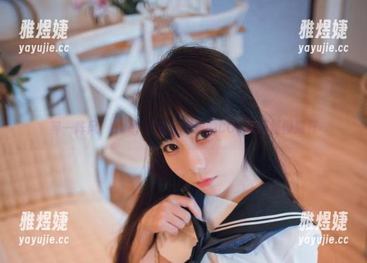 等一阵风，usejan蓝蓝和她的COS资源慢慢展开