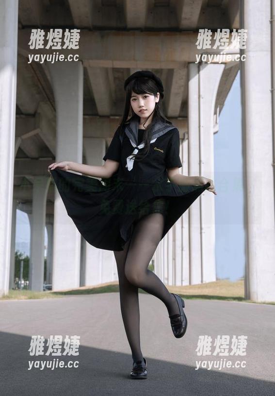 不呆猫的完美周末——水手服黑丝合集，免费送给你！