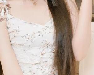 不呆猫在线：兔女郎的恰到好处的可爱画像