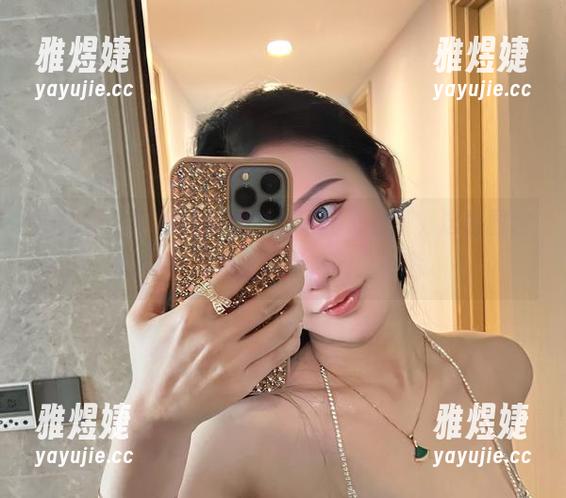 不爱笑的赛琳 微密圈 - 不爱笑的赛琳又在用心看了,这份图包可真让人意犹未尽,图真不错。