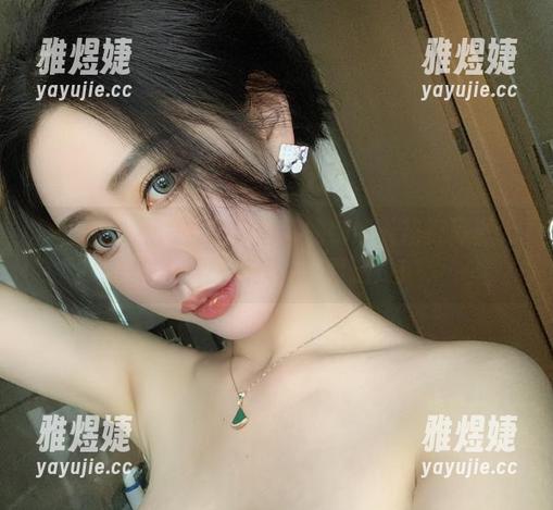 微密圈 - 不爱笑的赛琳你的御姐天花板写真太会撩了原图快给我看清楚！