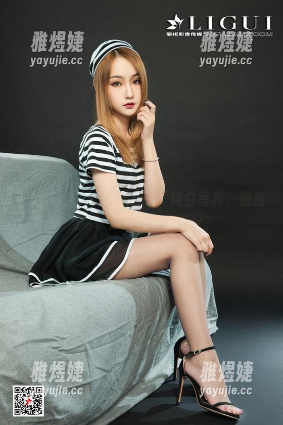 丽柜 - 啊，佳怡又来了，纯白写真，别找理由说是清纯了好不好？