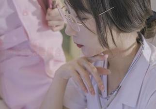 云溪溪的无圣光眼镜合集，带你走入她搞怪的“镜”界
