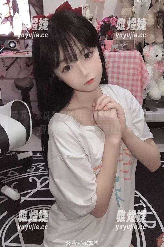 佳佳酱ovo 等下,本以为是壁纸,但佳佳酱ovo的原图才是这户外的杀手锏!