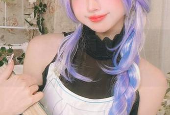 冲田凛花rinka个人写真，黑丝薄透下的心事，写得满满的，却又不方便说。