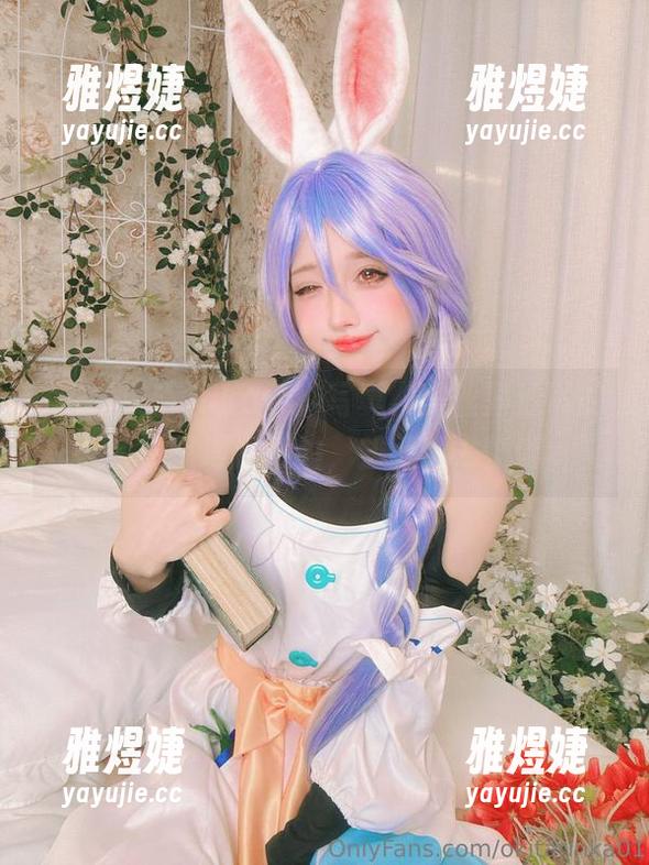 冲田凛花rinka个人写真，黑丝薄透下的心事，写得满满的，却又不方便说。