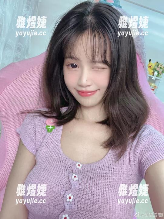 翻翻资源，看看千反田鹿子穿的睡衣，最新的时髦啊！