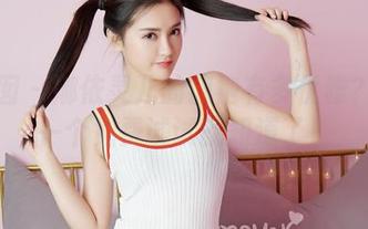 嗲囡囡 - 娜依灵儿的旗袍有多优雅？下载一个免费试试就知道了！