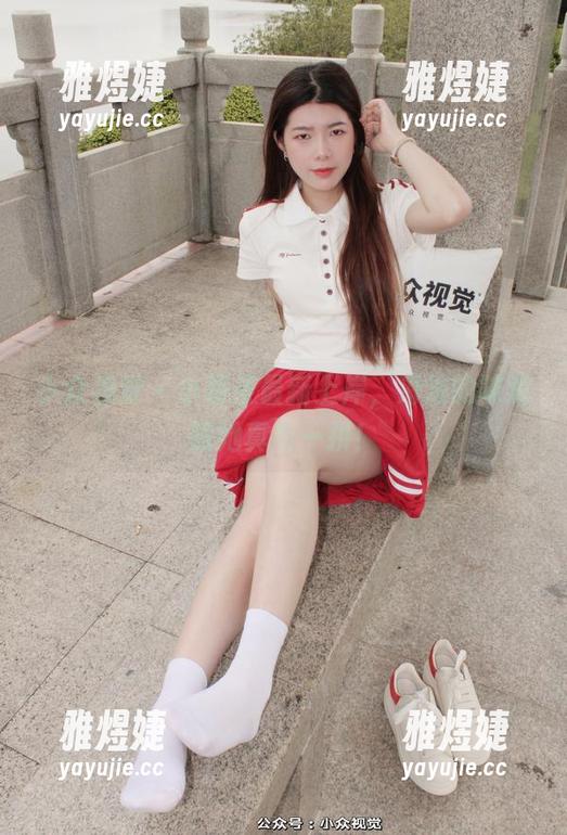 小众视觉-小薯条 小众视觉 - 小薯条最新上岸,海浪的味道跟她真有一拼!