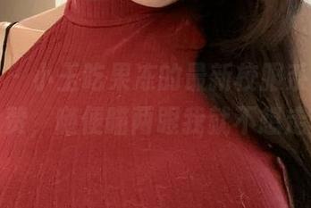 微密圈 - 小玉吃果冻的最新校服系列，资源太赞，随便瞄两眼我就不想走了。