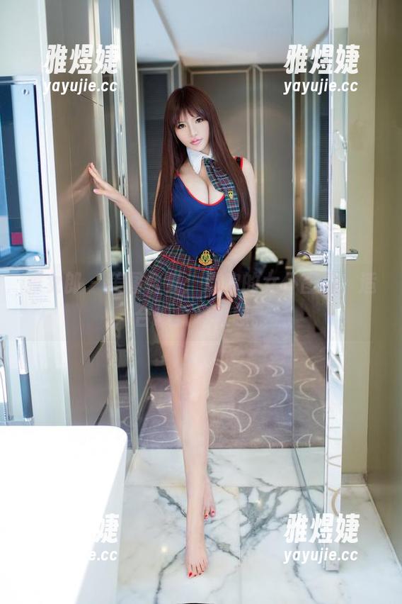 推女郎 - 美图合集：连欣的女仆图包，适合想象和联想。