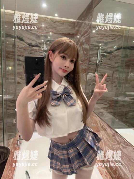 微密圈 - 再看一眼无欲无求的推土君的图包，那青色蛇纹的细腻，谁能不想多聊几句？