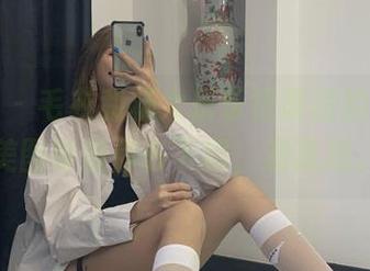 微密圈 - 毛衣和杨大乐乐很靠谱的故事，美图等着你去下载，别犹豫。