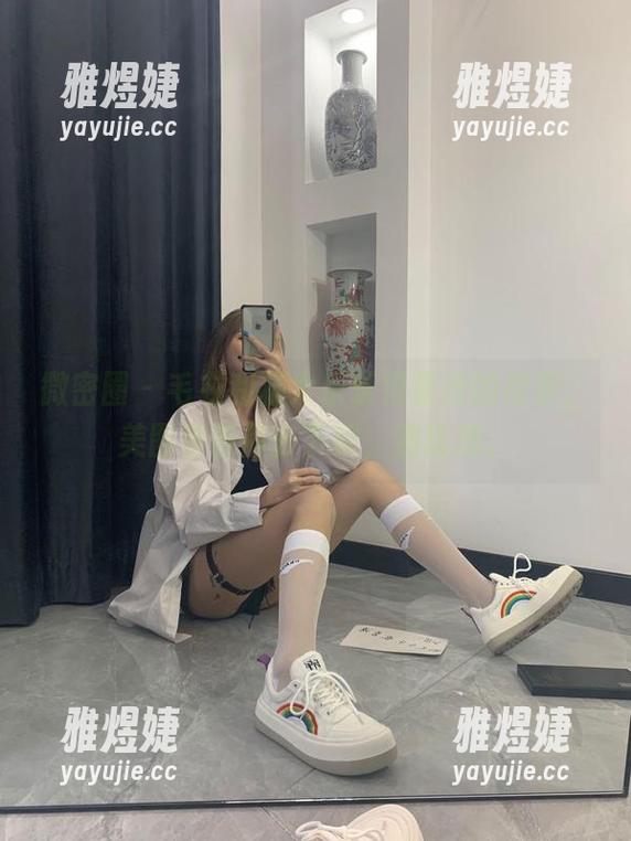 微密圈 - 毛衣和杨大乐乐很靠谱的故事，美图等着你去下载，别犹豫。