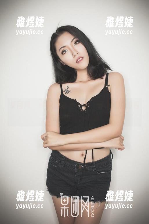 果团网-莫雅淇 果团网 - 纯粹的泳池快乐,莫雅淇的图包和原图让人心痒