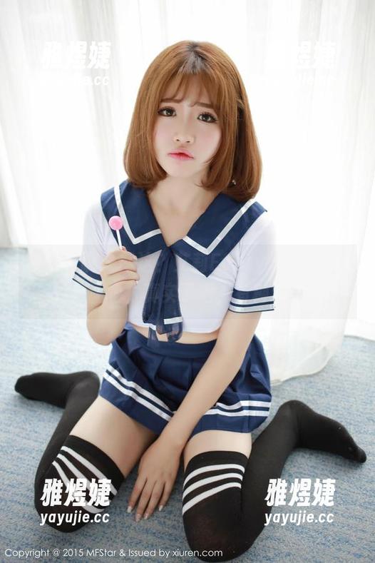 模范学院 - 就这？艾莉Evelyn的护士私拍套图也太真实了吧，有种亲切感