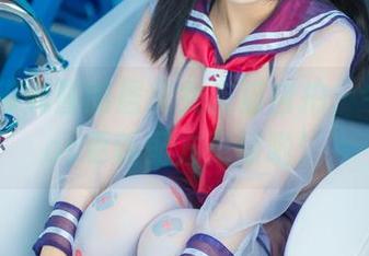 哈哈，猫九酱的居家女友猫自拍，今天的cos更新配方更甜啦！