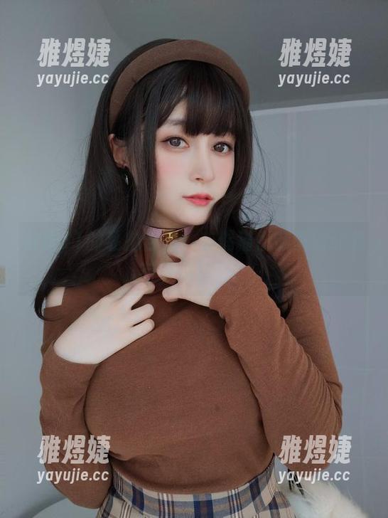 白银81 白银81的私拍合集,布偶猫们慵懒得让我有点羡慕啊。