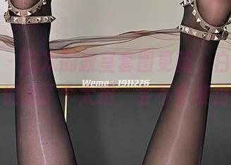 微密圈 - 这次的教室套图更新，白龙猫女又给我们放了个大招，会不会被罚站啊？