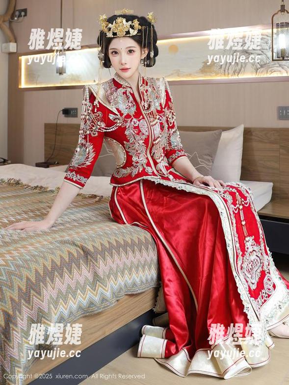 秀人网 - Egg尤妮丝在厨房的原图，居然让我想到了找个外卖……