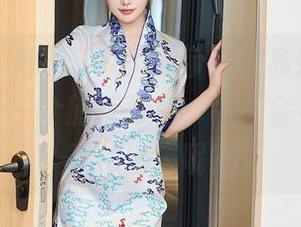 秀人网 - 娜露Selena带来的私拍资源，就像打开一个旅行背包，今天会有什么惊喜掉出来呢？