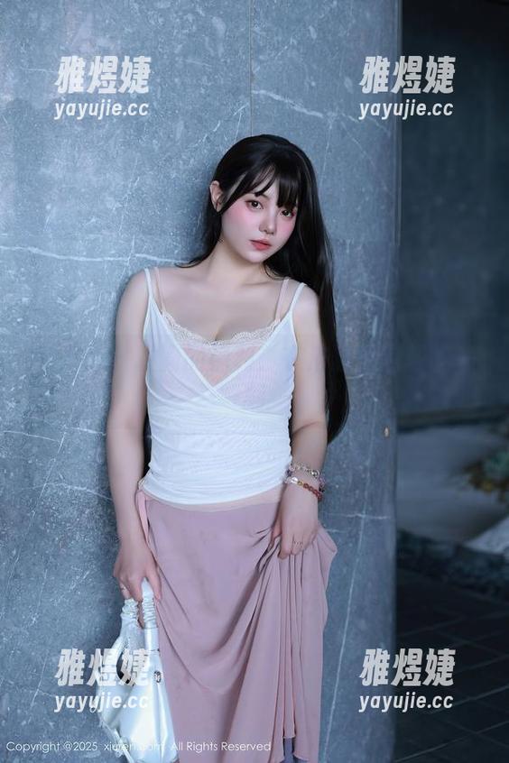 秀人网 - 袁圆的福利：在浴缸里的轻松一刻