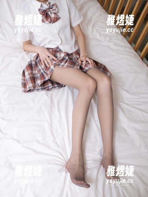 紧急企划 - 等不及的小伙伴，快来下载小恩的黑丝JK作品集