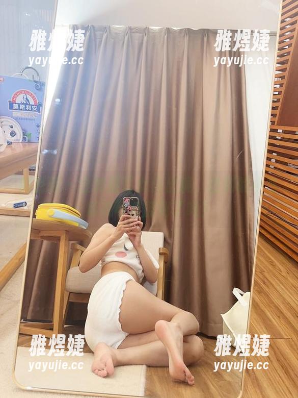 微密圈 - 全套猫耳女仆出镜，胜利的小生活被可爱撩到了吗？