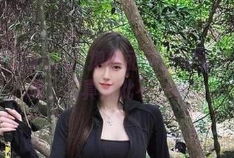看腐团儿Ikaros把伊丽莎白演绎得活灵活现，写真从此不一样！