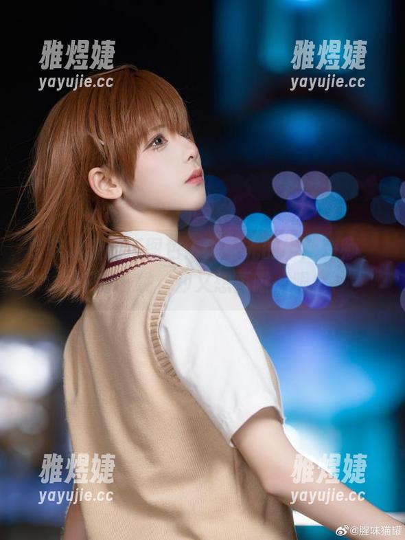 腥味猫罐的新图包：无圣光的半妖庭师，吓我一跳，却又想再瞅一眼！