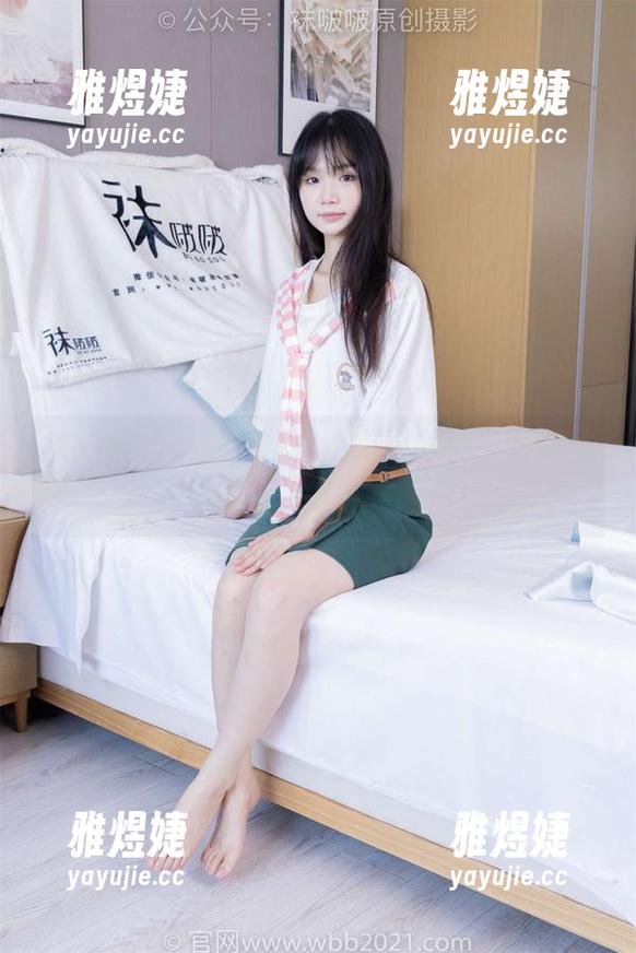 袜啵啵 - 小安和她的两双高跟鞋，写真里的微妙运动好像在叹息！