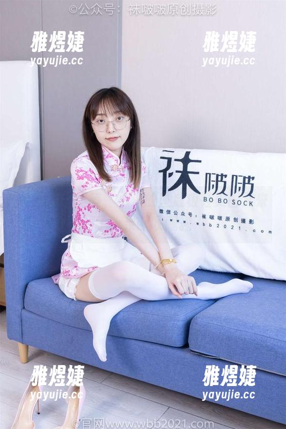 袜啵啵 - 等等，小淳的匡威板鞋美图又来了，果断收藏。