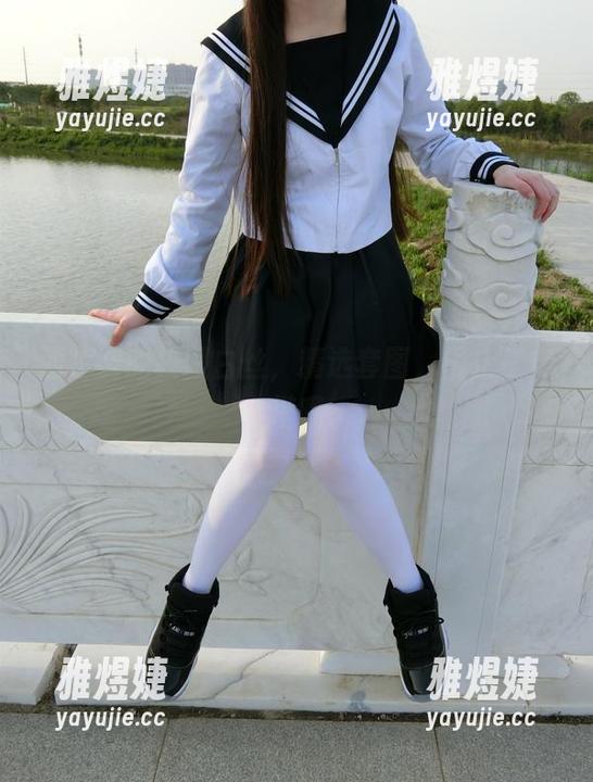 西尔酱的校服白丝，精选套图，不止是穿搭哦
