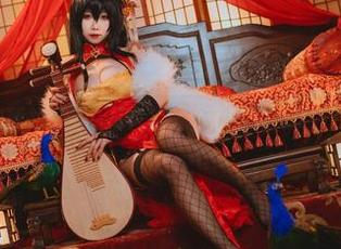 娜露梅亚礼服全新写真集，贞子蜜桃又双叒叒来了！