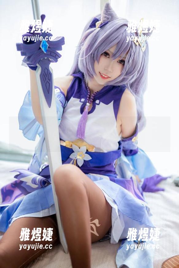 甘雨写真，里见年一的图集，静悄悄的展开，太会抓心了吧？
