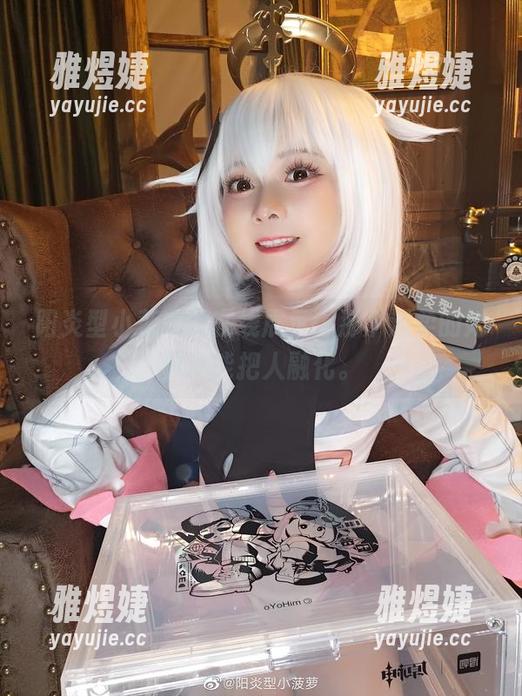 阳炎型小菠萝的在线展示，那个温柔的她真心能把人融化。