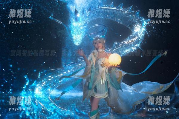 露儿大魔王 禁闭者的私房写真,露儿大魔王你真敢玩,大胆把橡木匣变成了舞台!